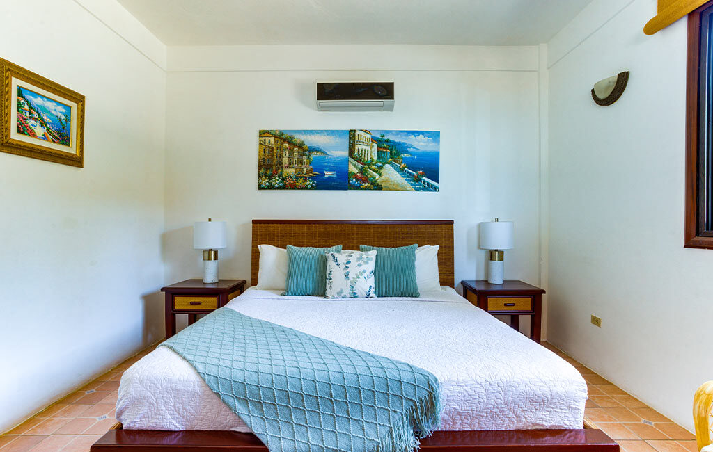 Coconut Row Cocomacaque Room