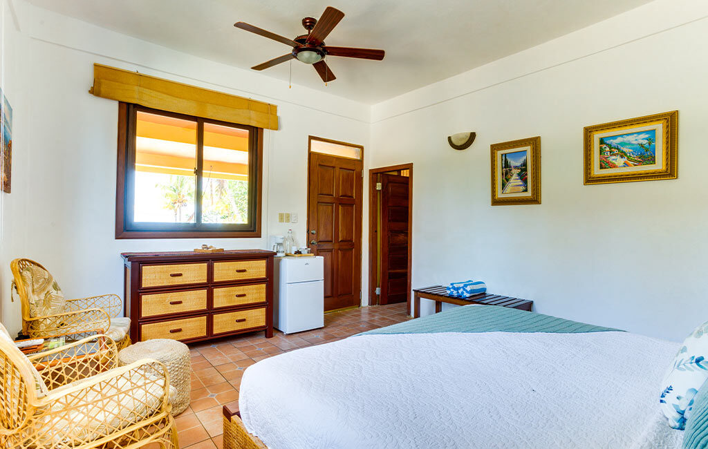 Coconut Row Cocomacaque Room