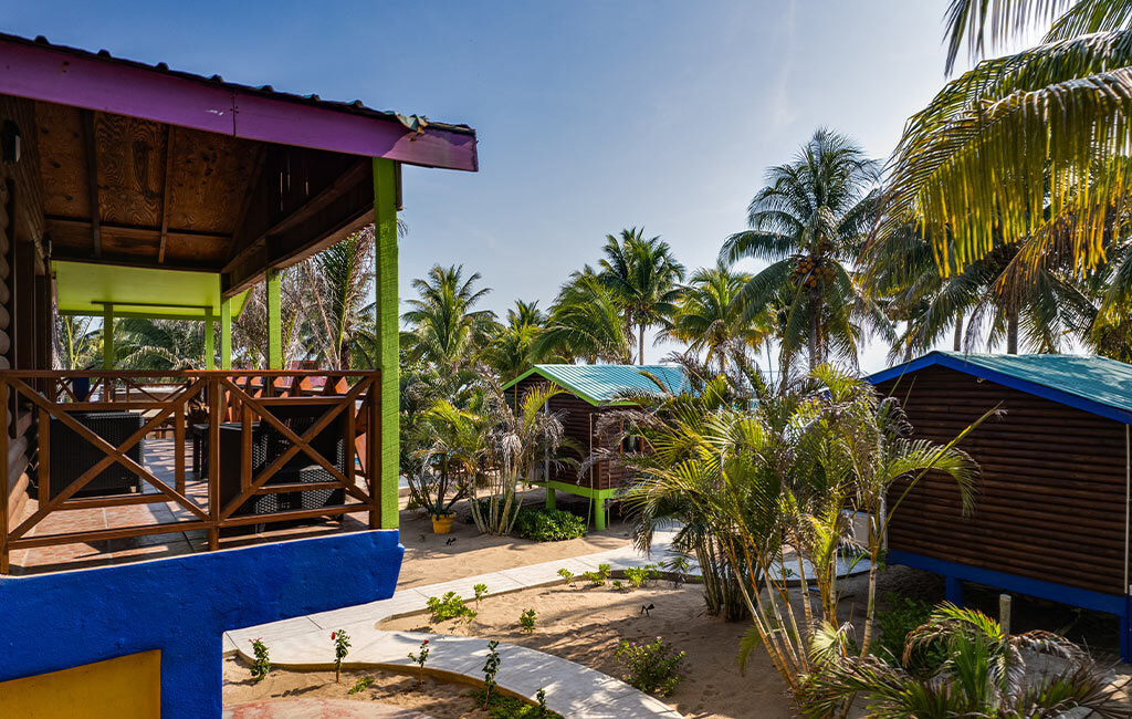 Coconut Row Traveler's Roost